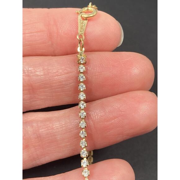 Vintage Avon Petite Delicate Rhinestone Tennis Bracelet Gold Tone 7.5” - Picture 7 of 7